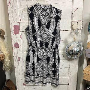 Alfani Black and White Abstract Mini Dress Elastic Waist 5 Button Front Sz 12
